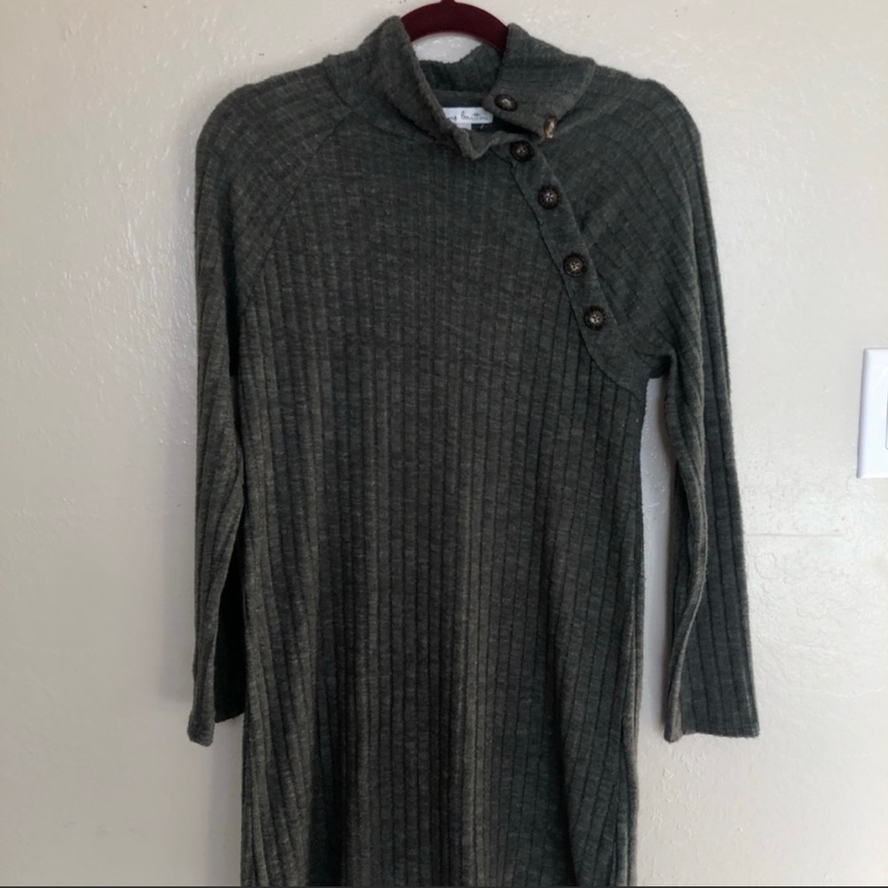 Nine Britton Anna Ribbed Hacci Button Detail Sweater Dress